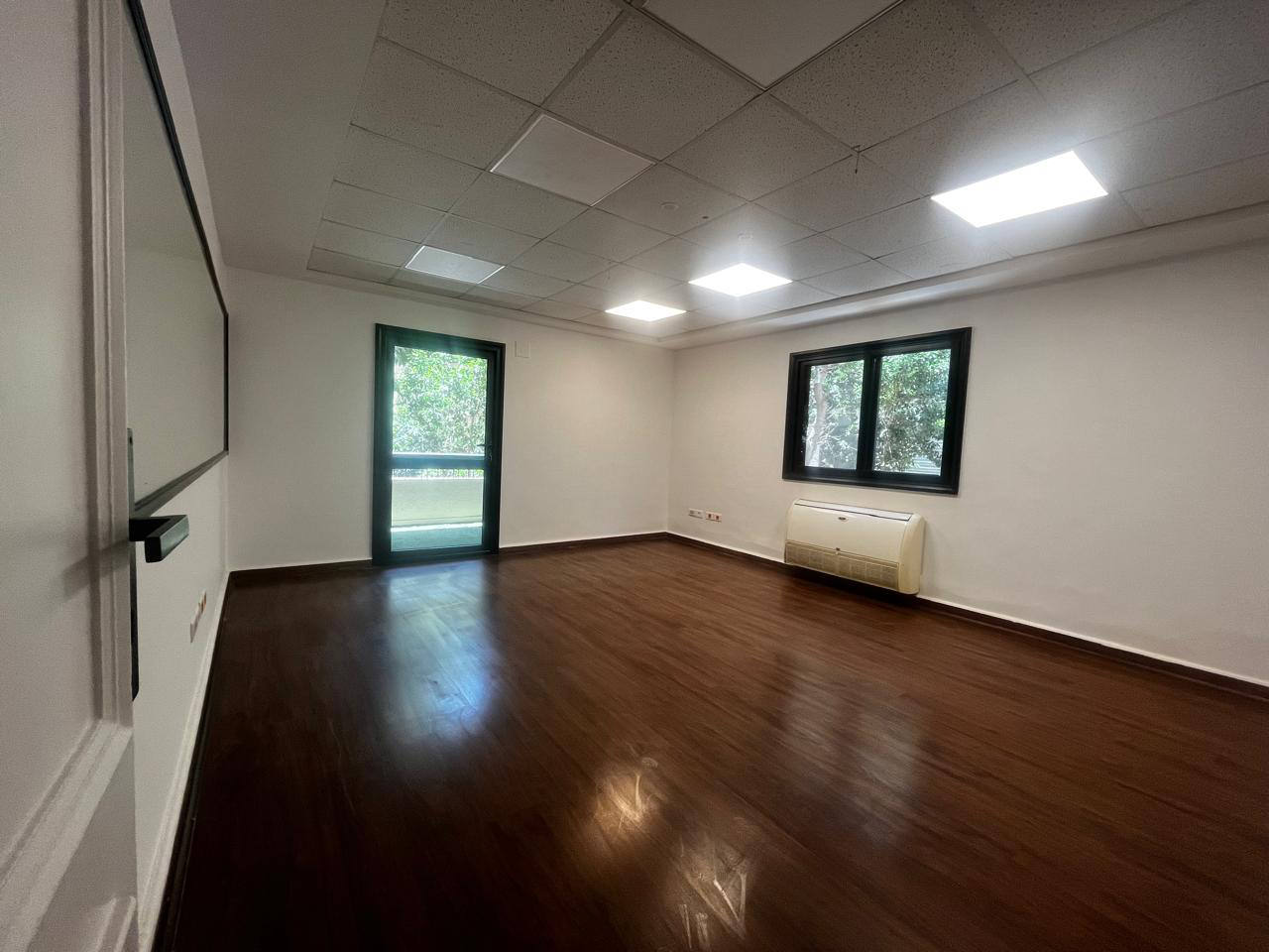 Private Office 3